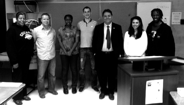 From left to right: Valarie, Wayne, Michelle, Yury, Rene, Yasemin, Clement